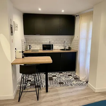Le Moulin 2 - Arenes Romaines- Gare - Wifi- Tv Connecté Appartement Béziers